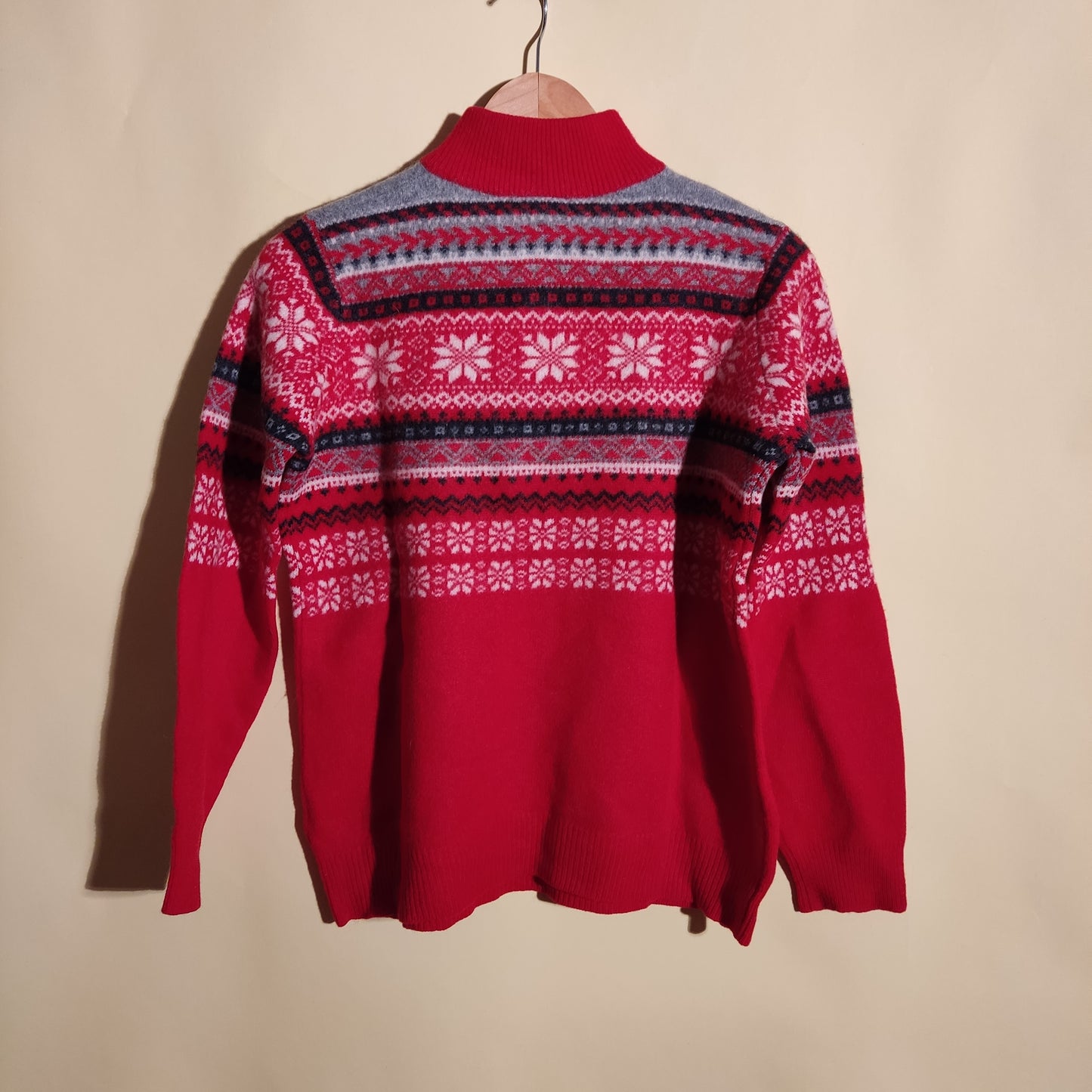 everybody loves gifts (i think) red pullover