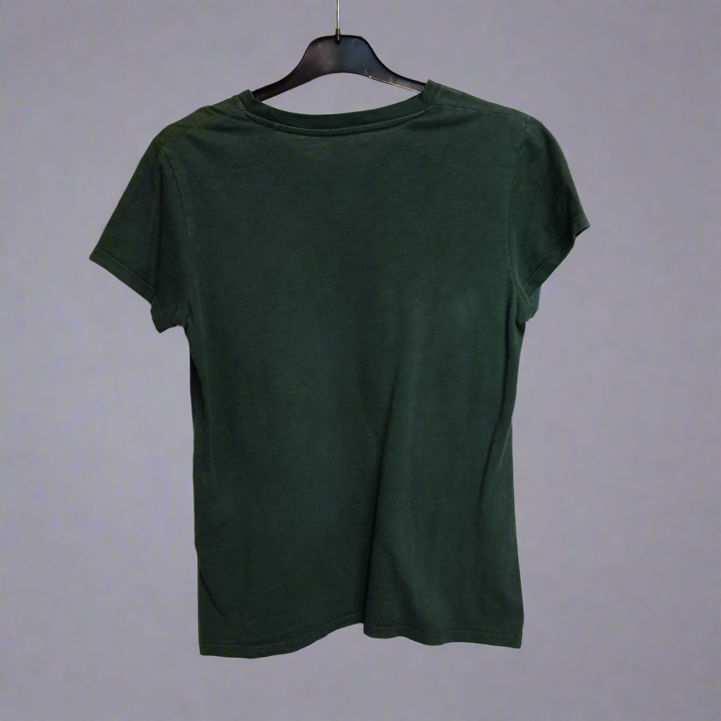 levis green t-shirt