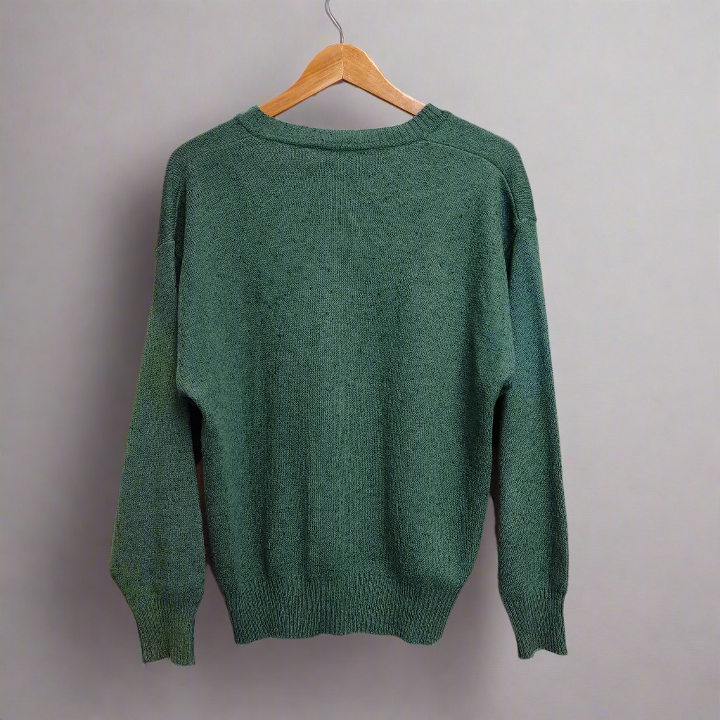 spicy cucumber green pullover